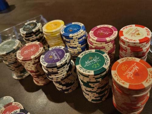 ポーカーチップ500枚で楽しむカジノの魅力
